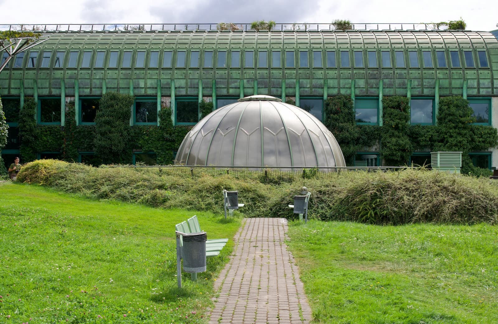 Ogród na Dachu Biblioteki Uniwersytetu Warszawskiego